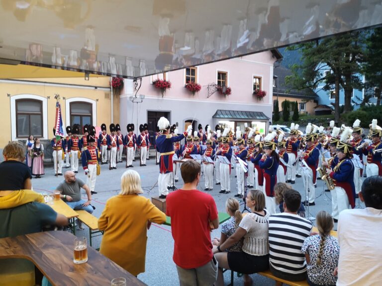 Fest der Bürgermusik mit Zapfenstreich